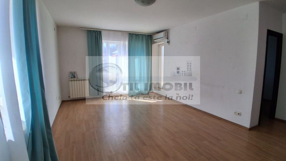 Apartament 2 cam, sd - Tatarasi - 57 mp, etaj 3, balcon - 90000 euro - Poză 1