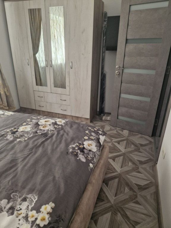 Vand apartament la cheie full - Poză 3