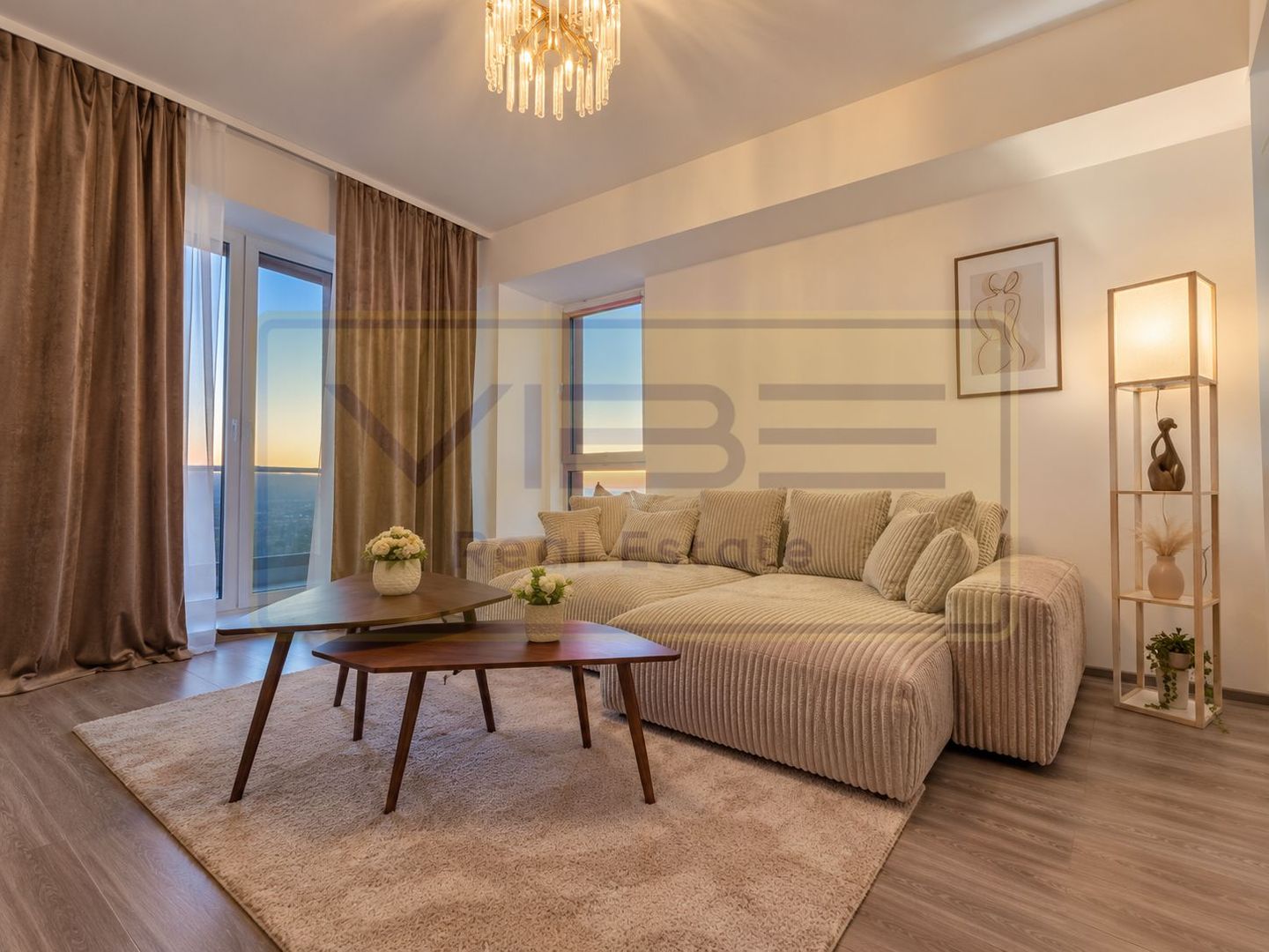 Copou- 3 camere 2 bai- decomandat- modern- parcare subterana - Poză 1