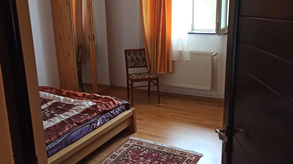 vila indiv+1198mp teren/pe DN4(sosBucuresti) in Frumusani/jud.Calarasi - Poză 88