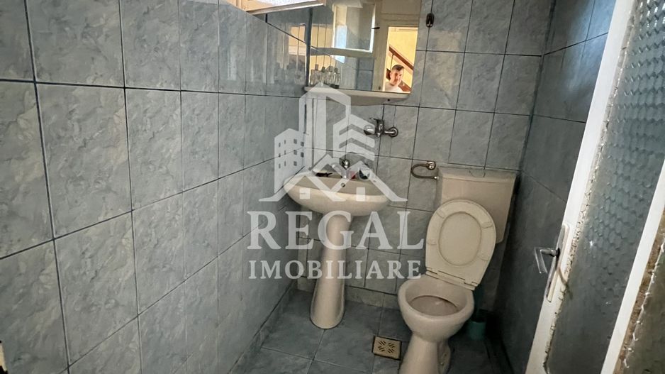 PRET NOU - Casă de vânzare – construcție solidă și spațioasă - Poză 13