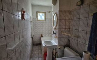 Apartament 2 camere Girocului etaj 2 cu centrala - Poză 5