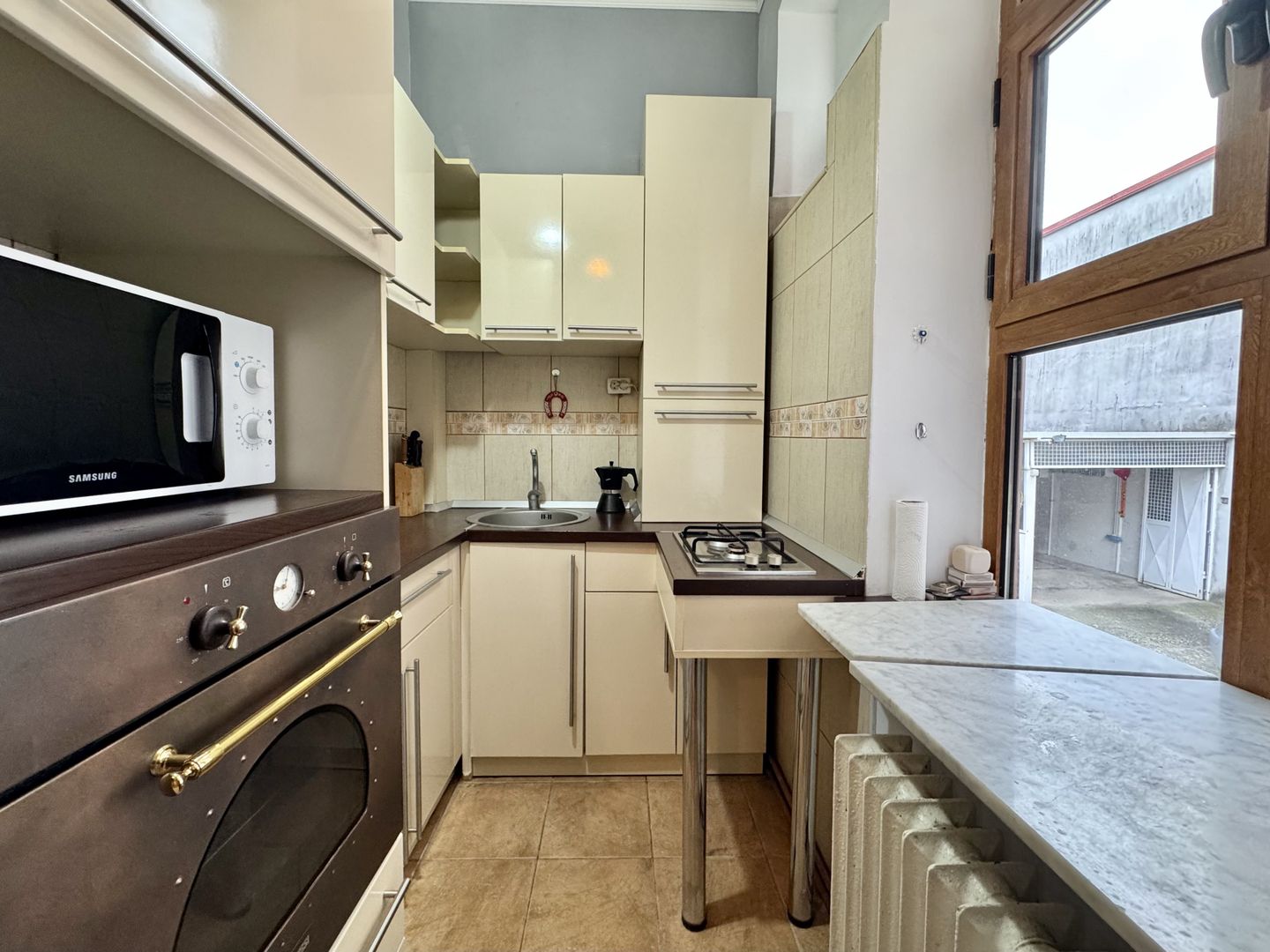 Apartament 2 camere la casă, curte și liniște,  lângă centrul orașului - Poză 12