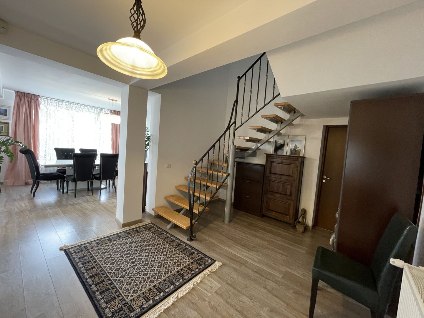 Casa spatioasa+garaj, zona Sud, comision 0! - Poză 7