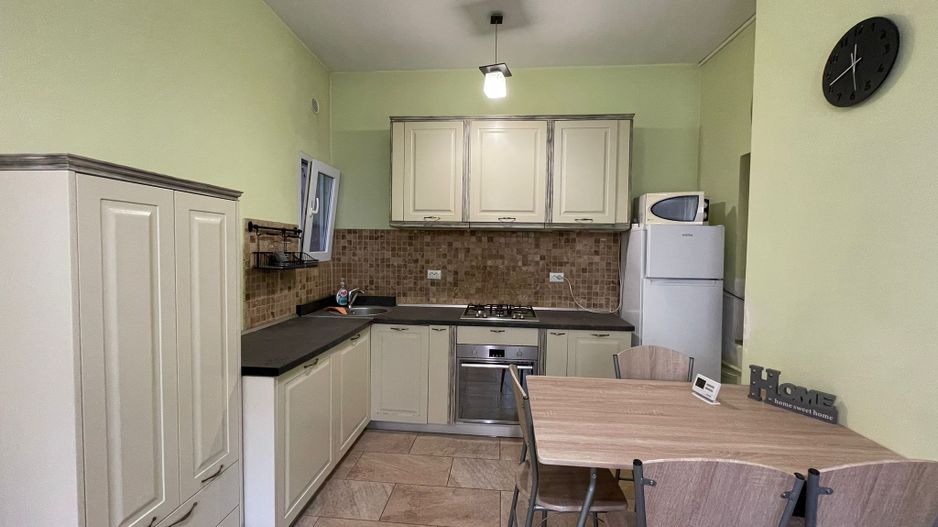 Apartament spațios în clădire istorică – 70 mp, Palatul Istvan Nemes - Poză 9