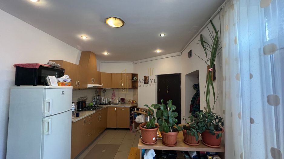 Apartament 2 camere de vânzare – etaj 1, zonă liniștită - Poză 9