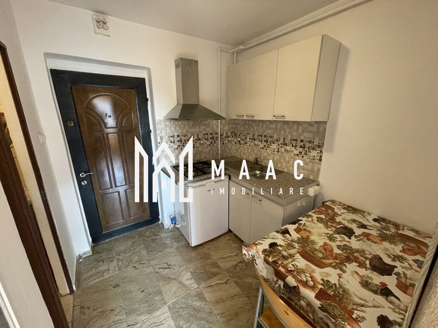 Apartament 1 cameră semidecomandat | Trei Stejari, Sibiu | 23 mp, etaj 3 - Poză 3