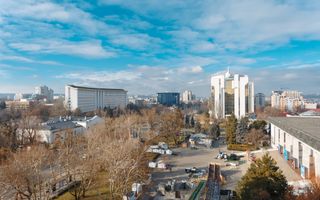 De închiriat apartament, 2 dormitoare, str. Teatrală 3, Centru. - Poză 9