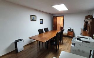 Spatiu comercial sau de birou 51 mp Cetate - Poză 3