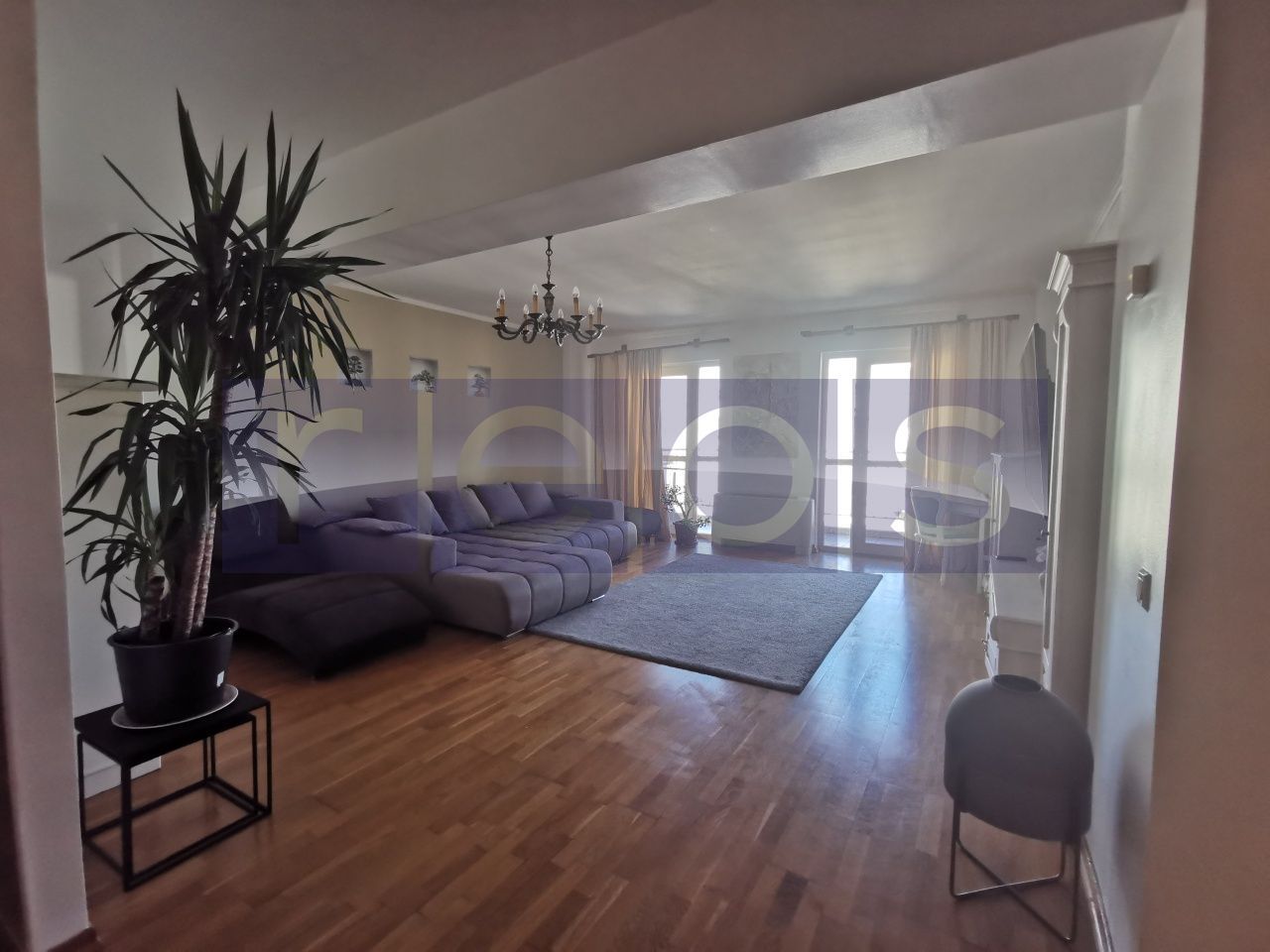 INCHIRIERE 3 CAMERE | ZONA DECEBAL - Poză 1