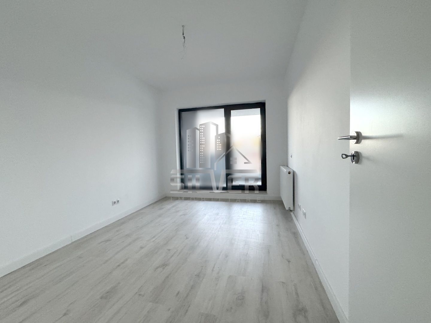 Apartament cu 3 camere/terasa 17.2mp/zona Frunzisului/CF. - Poză 6
