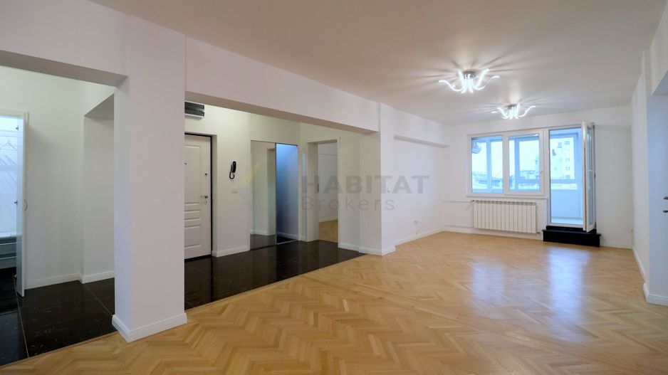 4 Camere (153 mp utili) în Blocul Scala - Poză 1