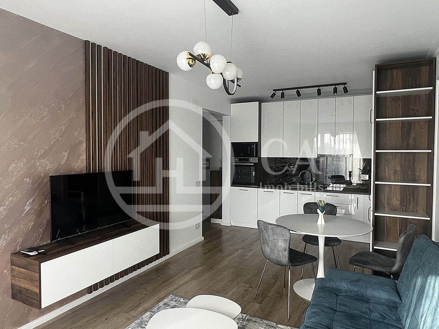 Apartament cu 3 camere de vanzare in Prima Arena Oradea - Poză 2