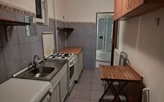 Garsoniera de inchiriat in zona Damaroaia - Poză 3