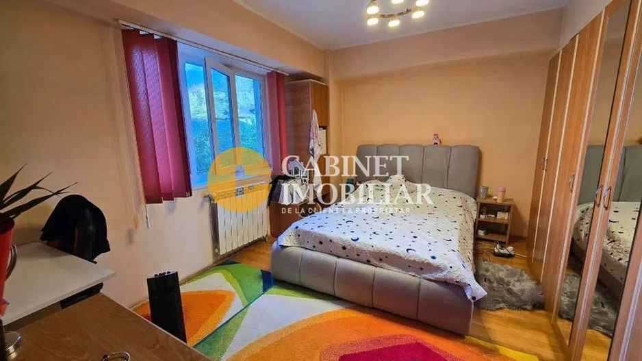 2 CAMERE, DECOMANDAT, 64 MP, ETAJ INTERMEDIAR, POITIERS - 119000 EURO - Poză 2