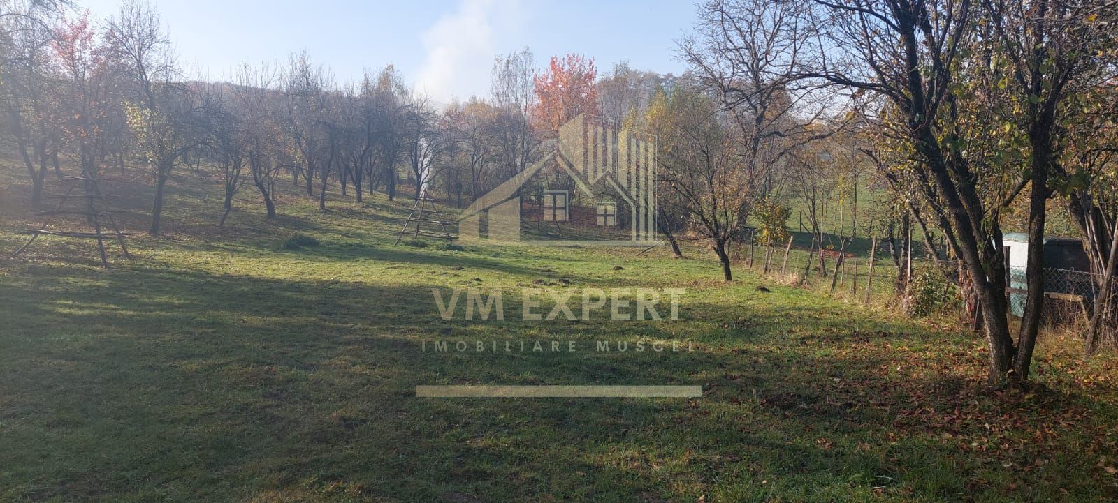 TEREN INTRAVILAN 3000 MP, CAMPULUNG - Poză 1