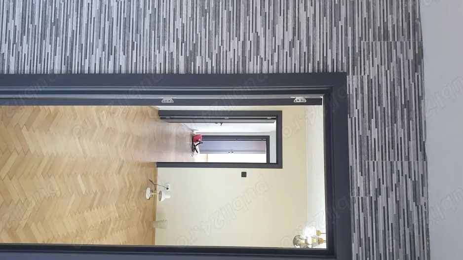 Aparatament renovat-3 camere-Zona Circumvaltiunii - Poză 1