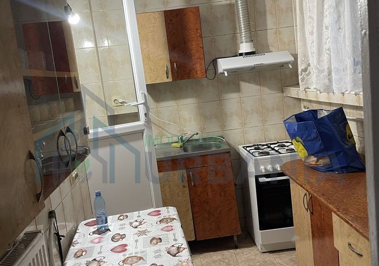 Apartament 2 camere de inchiriat, Poitiers, Iasi - renovat recent, mobilat si utilat - Poză 6