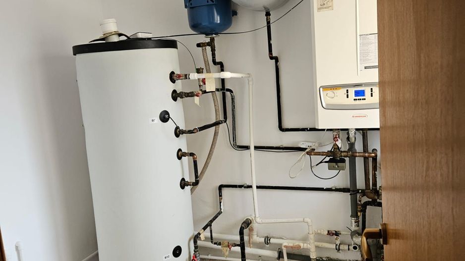 Vila,Parter+Etaj comuna Berceni 169000 eur - Poză 28