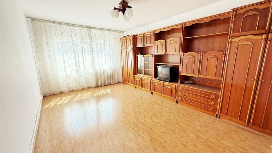 Apartament 3 camere decomandat Curtea de Arges - Ivancea - Poză 6