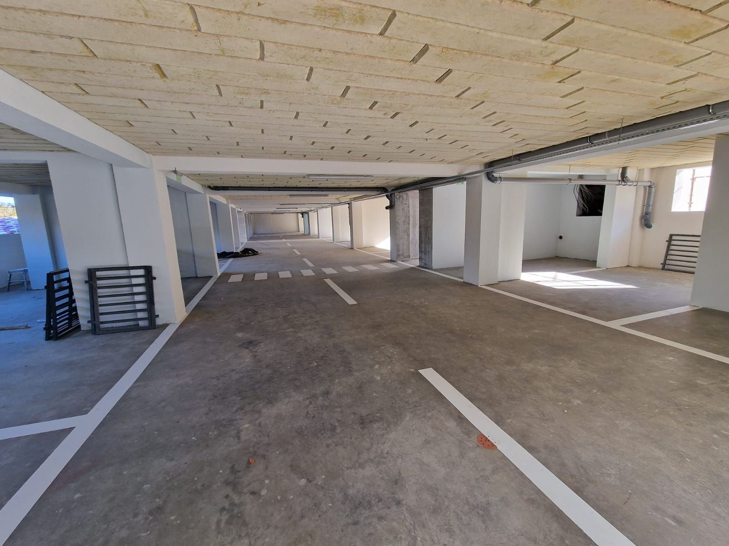 Apartament 3 camere Otopeni central | bloc nou, parcare, comision 0 - Poză 10