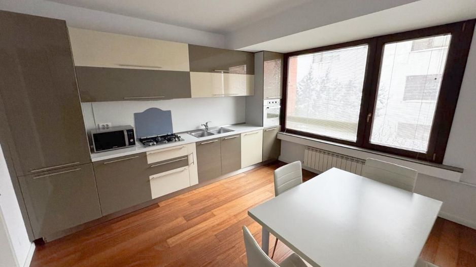 Eleganță Panoramică la Kiseleff – Apartament Luxos cu 3 Camere și Vederi Urbane - Poză 7