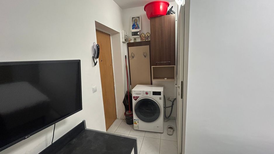 Garsoniera Vitan Mobilata/ Utilata - Poză 3