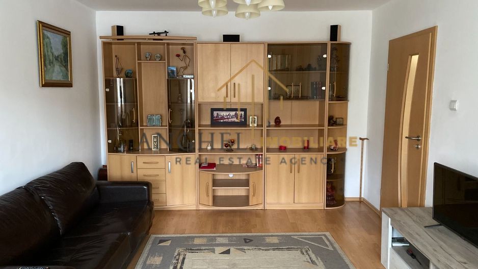 Apartament cu 4 camere, AC, masina de spalat vase, etc. Zona Soarelui - Poză 1