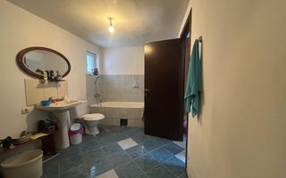 Casă batraneasca+ teren 999 mp intravilan în Oituz - Poză 16