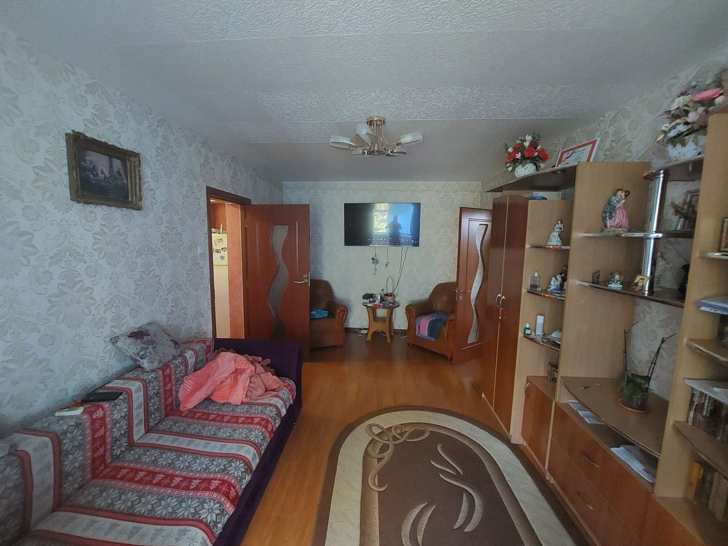 Vanzare apartament 2 camere in Titan, mobilat, utilat- 4min metrou C.Georgian - Poză 1