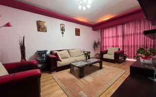 Apartament 4 camere, decomandat, etaj intermediar, Cetate - Poză 1