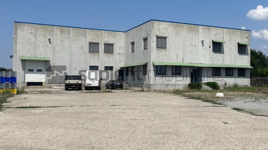 Sapient | Hala situata in com. Borș - Poză 1
