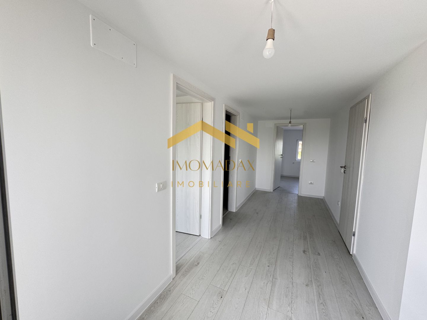 Bucovăț -Casa Individuală-Disponibilă Imediat - Poză 9