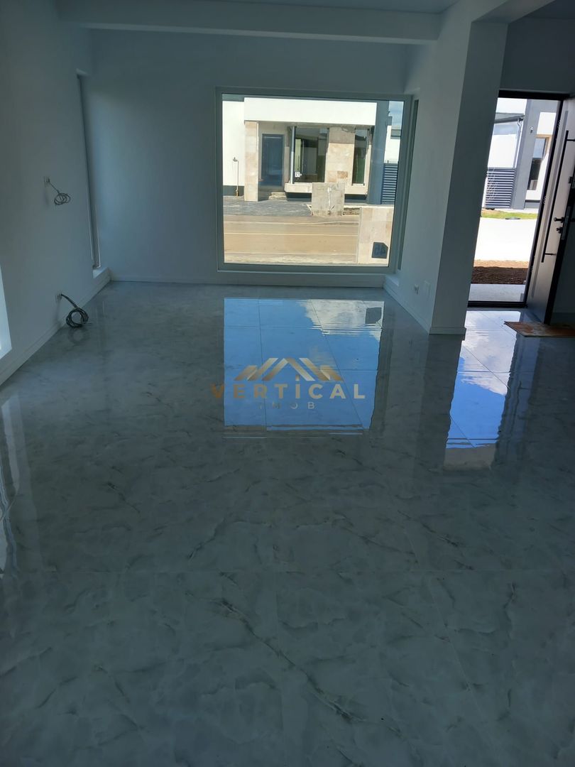 Vanzare Vila P+1 în cartier select - Poză 9