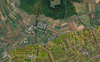 Oportunitate investiție–Teren intravilan 4.538 mp în zona Lombului - Poză 2