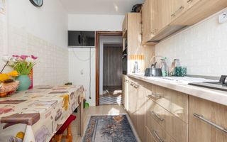 Apartament de vanzare cu doua camere, decomandat - str Cornisa Bistritei Bacau! - Poză 8