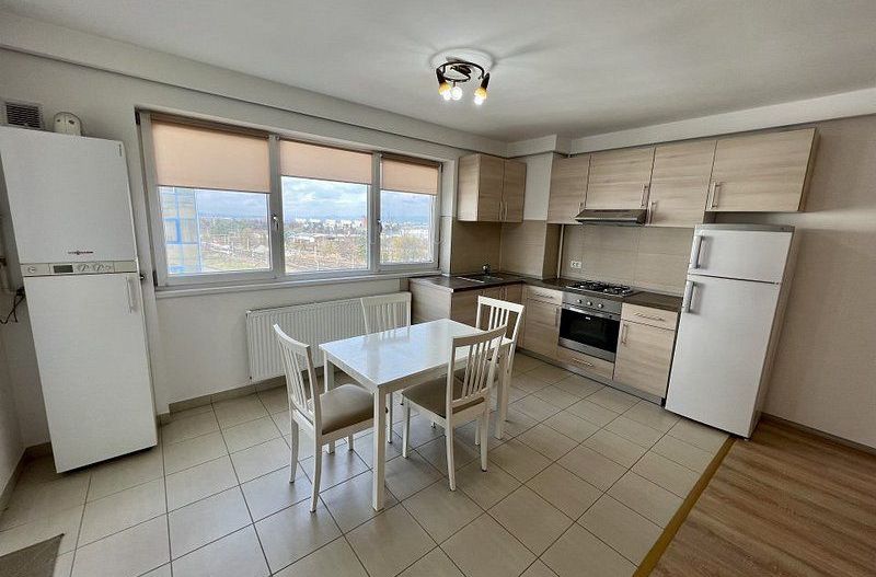 Apartament cu 3 camere de inchiriat in Olimpic, Bd Garii - Poză 3