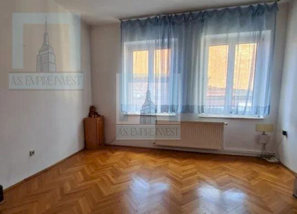 Ap 4 camere decomandat - zona Centrul Istoric - Poză 3