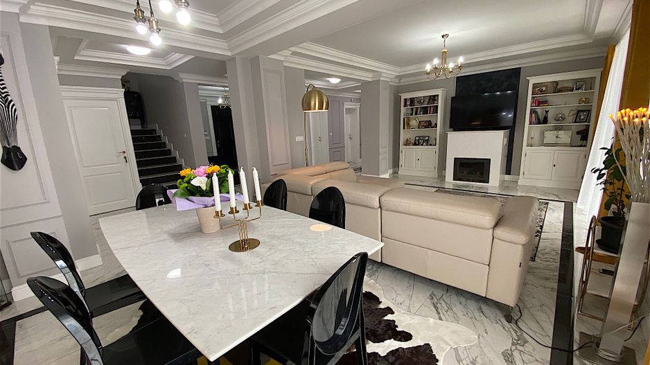 Vila deosebita cu piscina zona Dumbravita - Poză 3