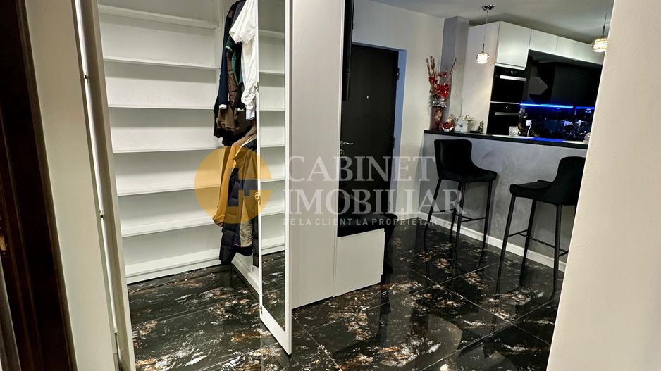 Nicolina - Apartament 3 Camere Decomandat -Etaj3  + Loc De Parcare ,Bloc - 1992 - Poză 3