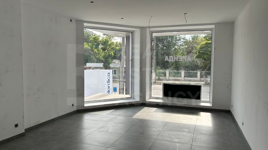 Vanzarea spațiului comercial 136 mp, str. Kiev, Bălți - Poză 10