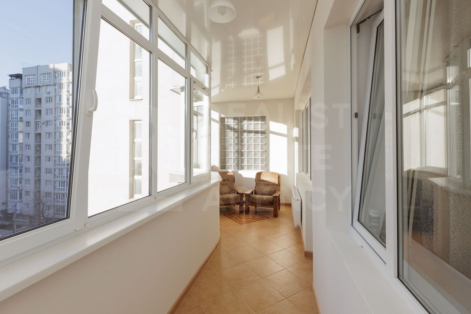 Chirie, apartament, 3 camere, strada Anestiade, Centru - Poză 9