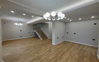 Vila individuala 5 camere Tunari 1 Decembrie - Poză 11