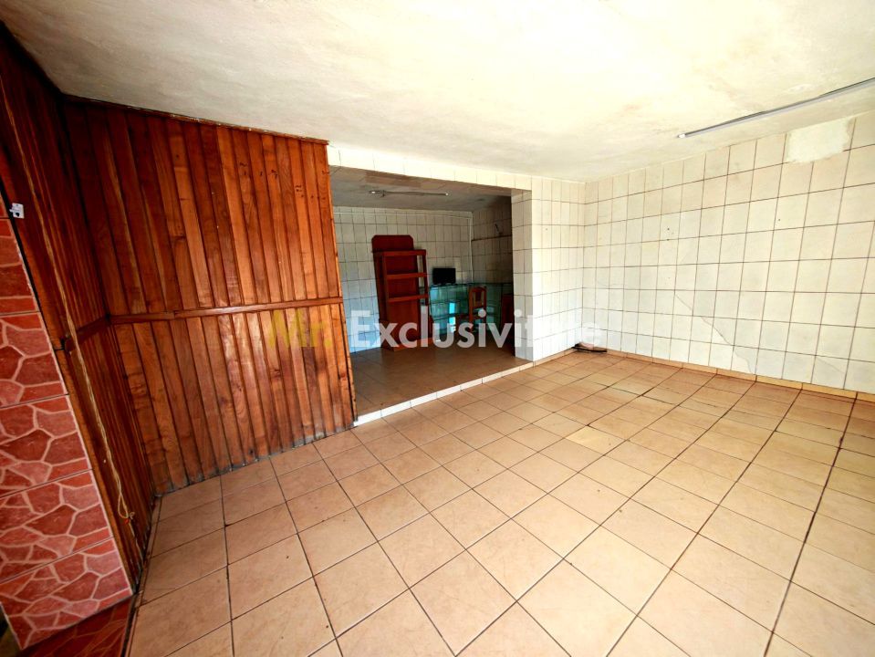Casă cu teren generos în Dârmănești, Argeș-ideală pentru locuința sau afacere - Poză 7