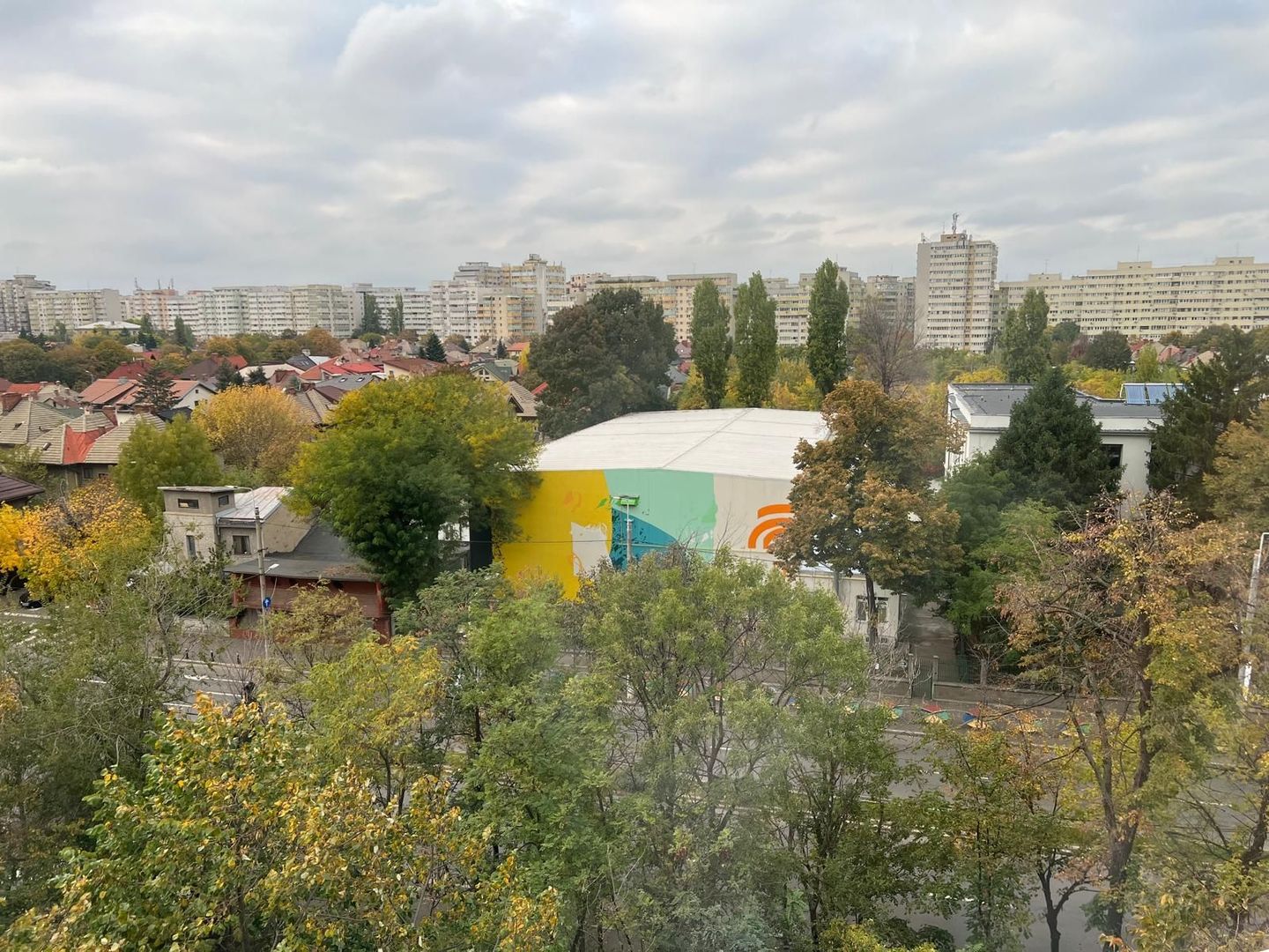 Apartament cochet, trei camere, Vatra Luminoasa - Poză 19