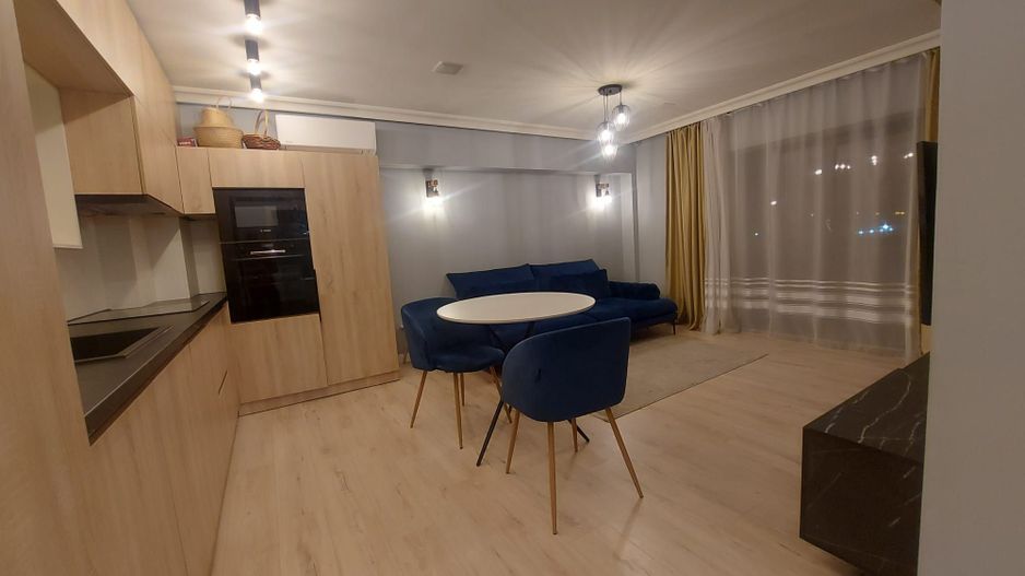 Smart Boutique / Finisaje Premium | Mihai Bravu - Mall Vitan - Poză 3