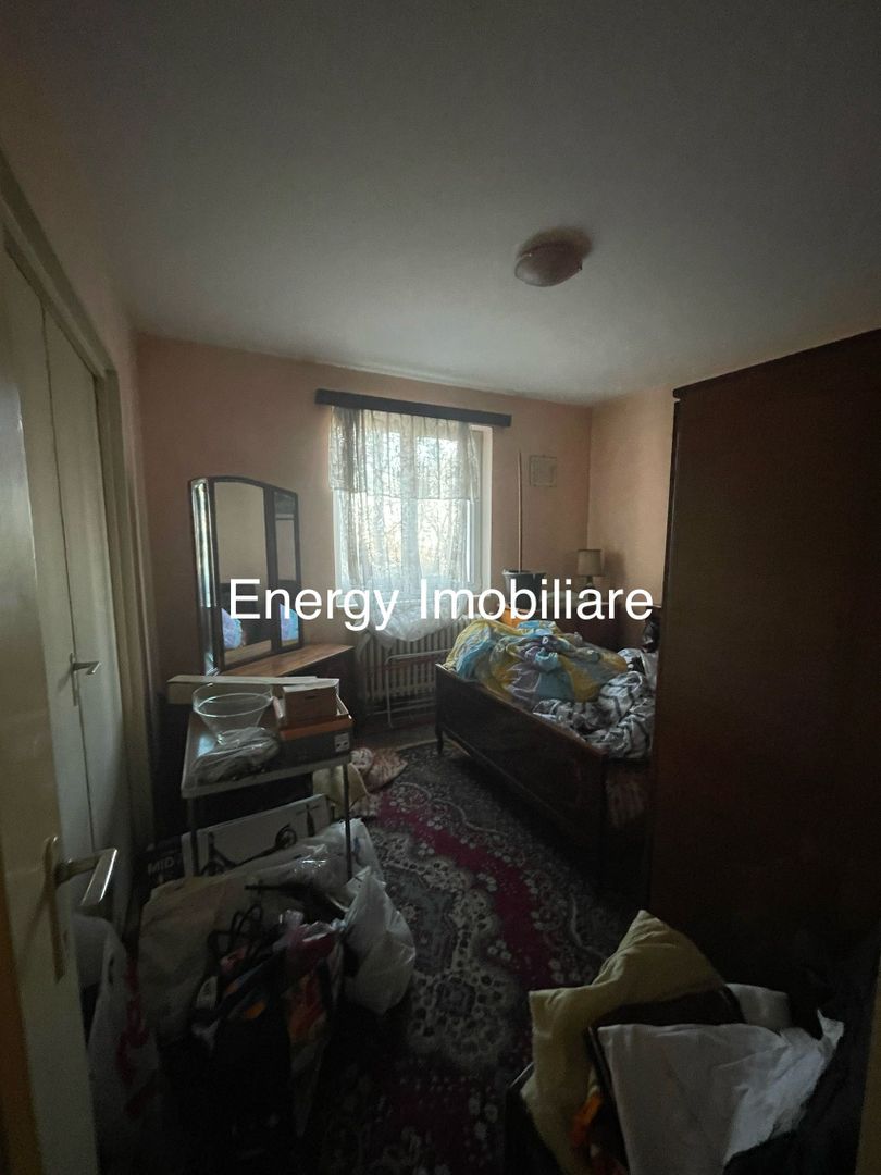 Apartament cu 4 camere și 2 băi, zona Dâmbul Pietros - Poză 4