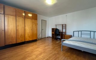 Imobil cu 5 apartamente separate, ideal pentru investitie - zona UMF! - Poză 16