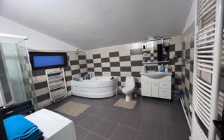 Casă spațioasă cu piscină, de vânzare în Simeria - Poză 27