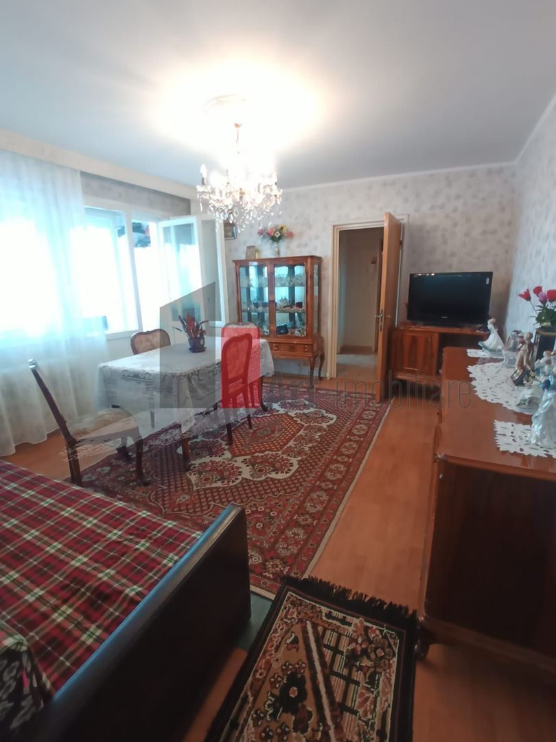 Vânzare apartament 3 camere semidecomandat Bd. Obregia - Cultural - Poză 19